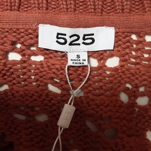 525 America Pointelle Shrug Small - Picture 5 of 16